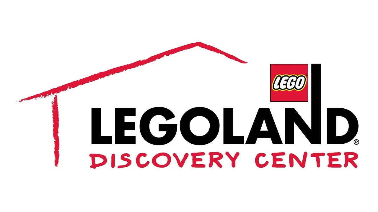 legoland discovery center logo bg white